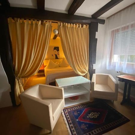 River Side Appartment อูแน็งก์ ภายนอก รูปภาพ