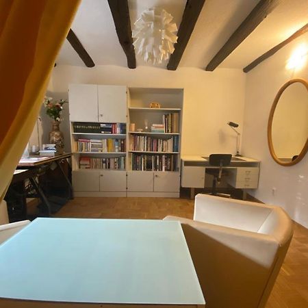 River Side Appartment อูแน็งก์ ภายนอก รูปภาพ