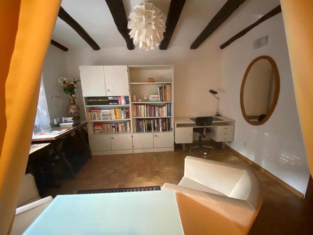 River Side Appartment อูแน็งก์ ภายนอก รูปภาพ